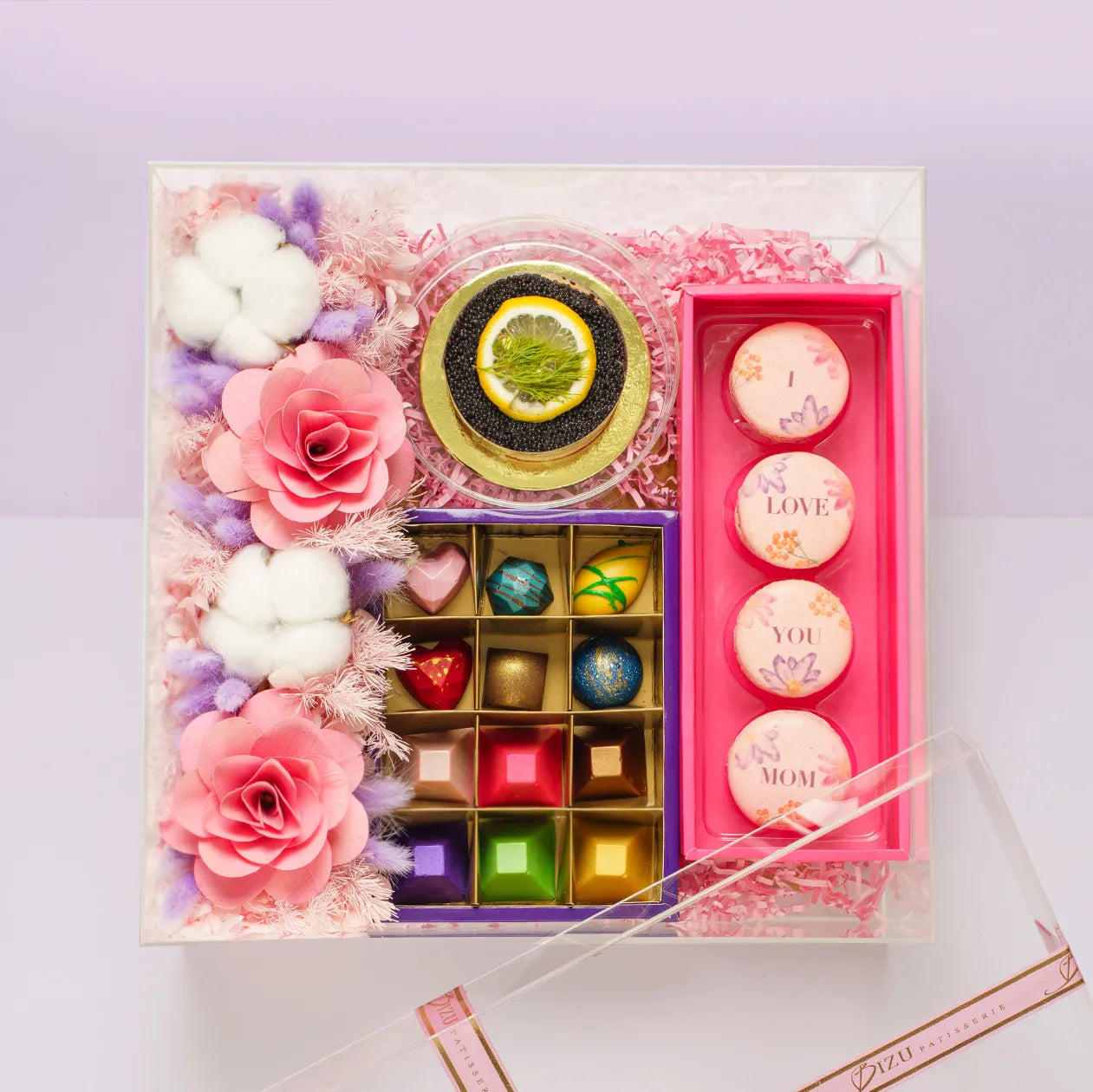 Bespoke Grandeur Gift Set with Forever Flowers