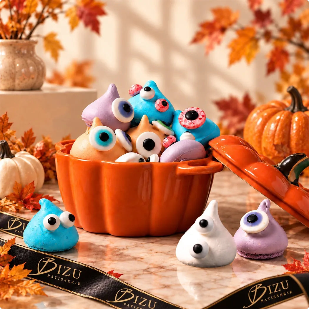 Halloween Meringue Kisses