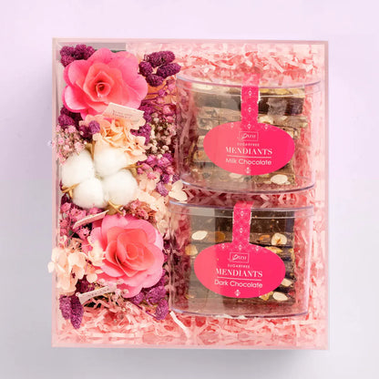 Bespoke Exquisite Gift Set with Forever Flowers