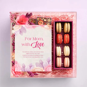 Bespoke Fleur Gift Set with Forever Flowers