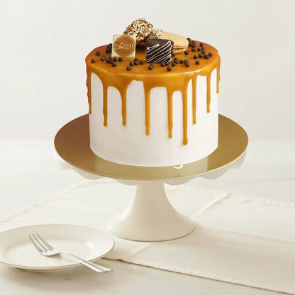 Salted Caramel Cake