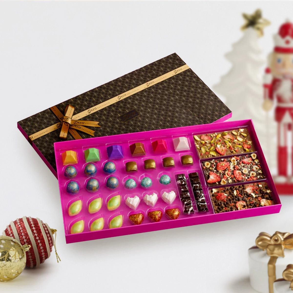 Le Grande Chocolate Box