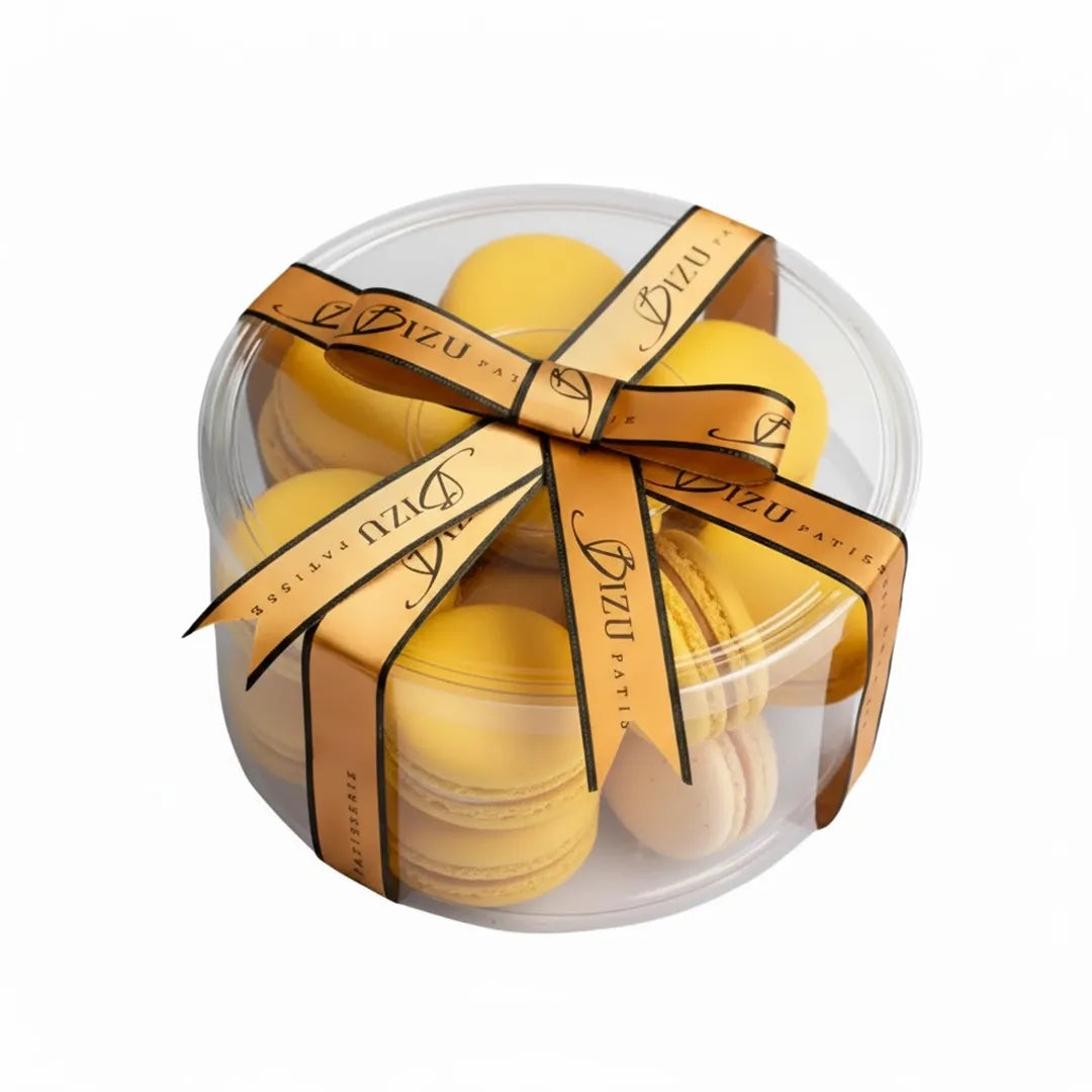 Queso De Bola with Dulce de leche Macaron de Paris Christmas Special