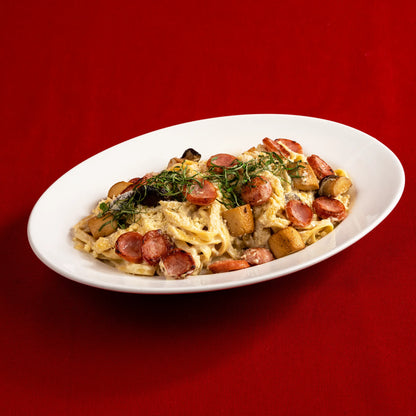 Tagliatelle al Funghi Salsiccia Pasta