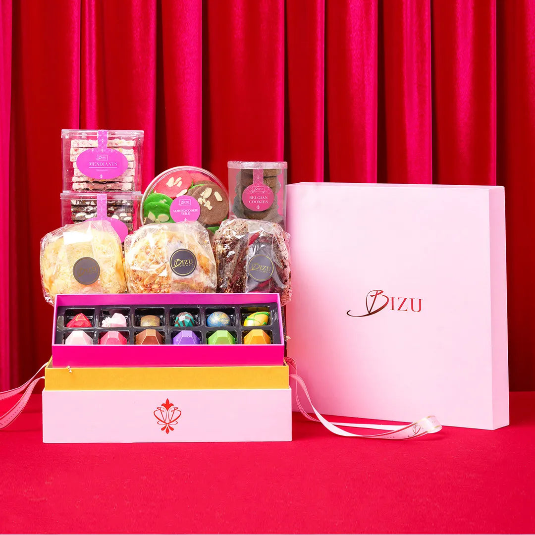 The Grand Noel Collection Gift Box