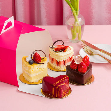 St. Valentin Cake Surprise Box of 4