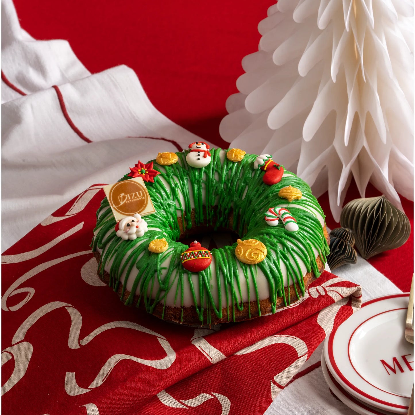 Holiday Wreath Cake